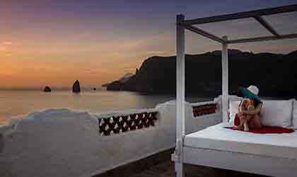 Therasia-Resort.jpg
